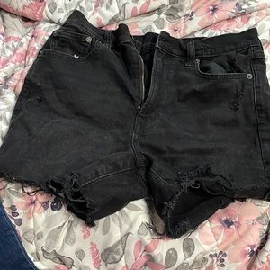 GAP SHORTS NEVER WORN!!!
